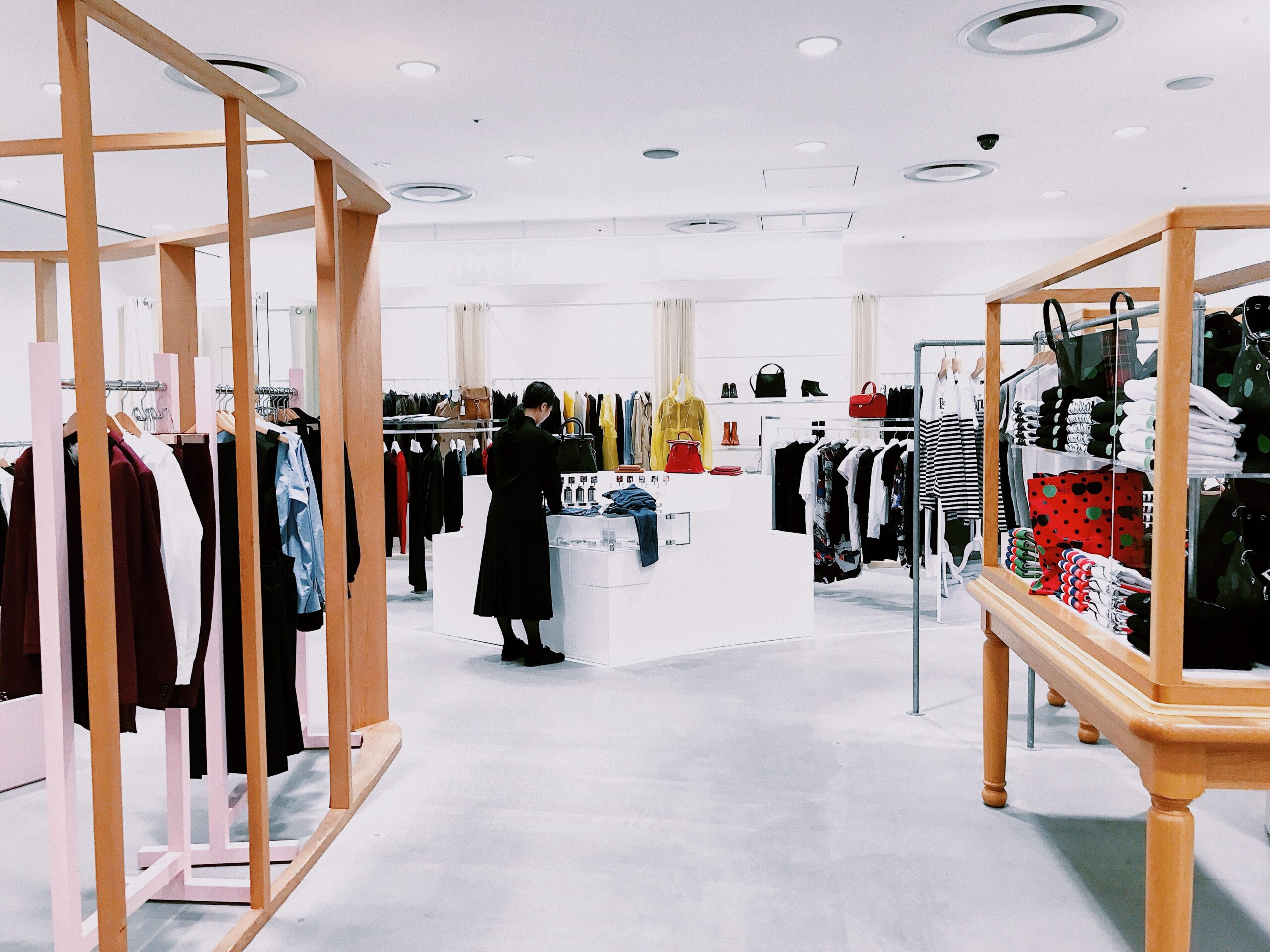 magasin et vendeur conseil en magasin